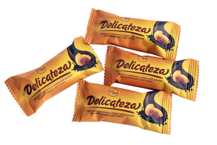Цукерки «Delicateza» з родзинками та арахісом 1 ящ.