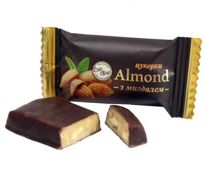 Цукерки «Almond» з мигдалем 1 ящ.